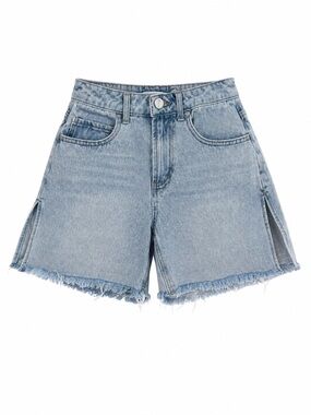 Banjara size 24 Classic Light Wash Denim Shorts Like New